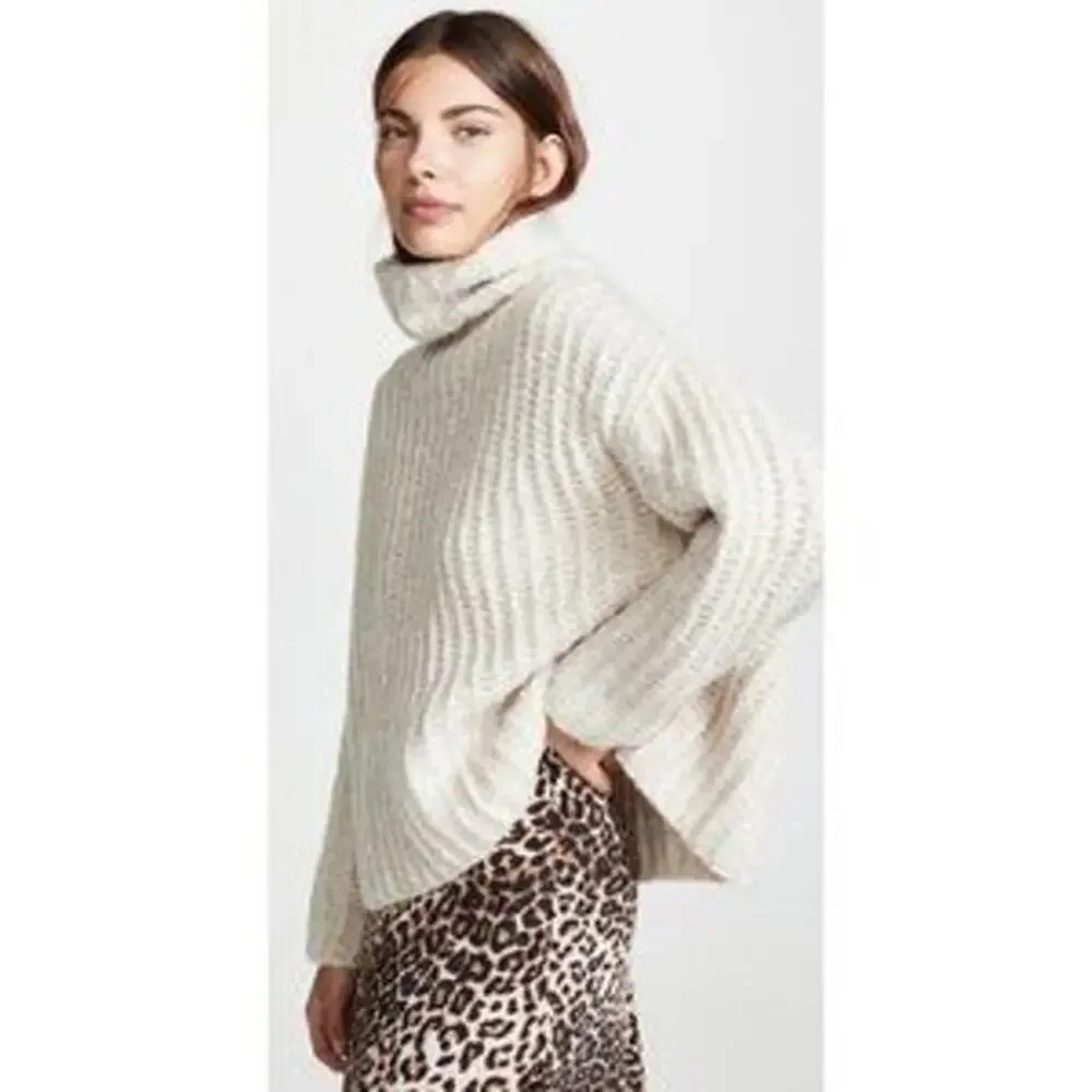 free people cream fluffy‎ fox sweater